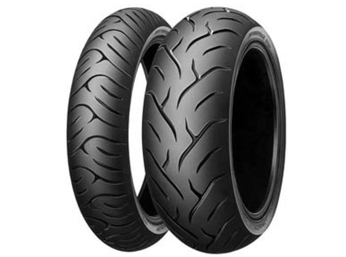  240/40 R18 V79 Dunlop D-221